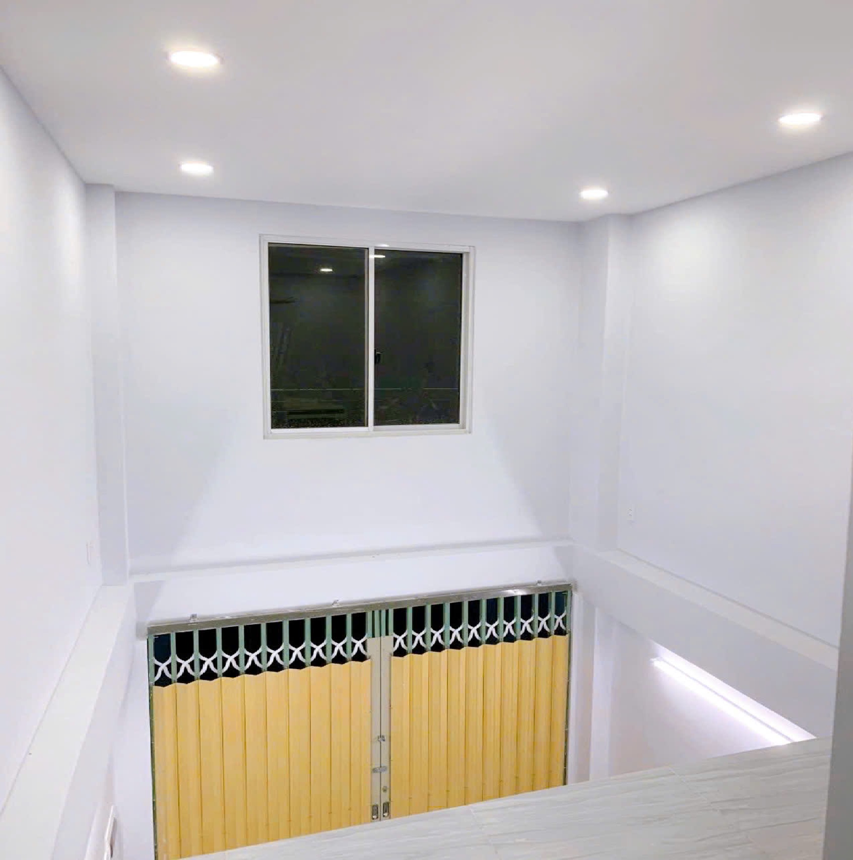 CHỦ NGỘP BÁN NHÀ HẺM XE HƠI QUẬN 3, NGUYỄN ĐÌNH CHIỂU, 4 TẦNG, DT 82 m2, GIÁ 8.5 TỶ - Ảnh 1